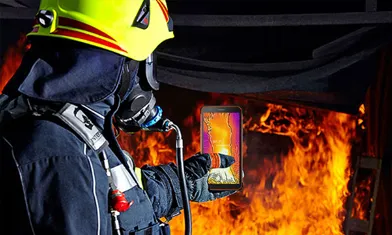 How Do Novices Choose Between Night Vision Goggles And Thermal Imaging?